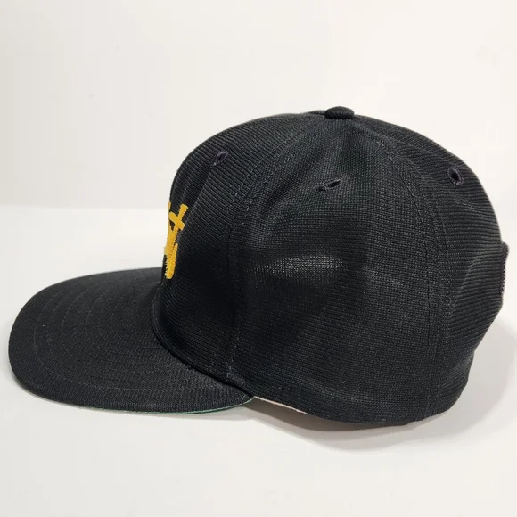 Vintage New Era Hat Saints Script Gold, SnapBack Cap Black, Green Under Brim - Picture 6 of 9